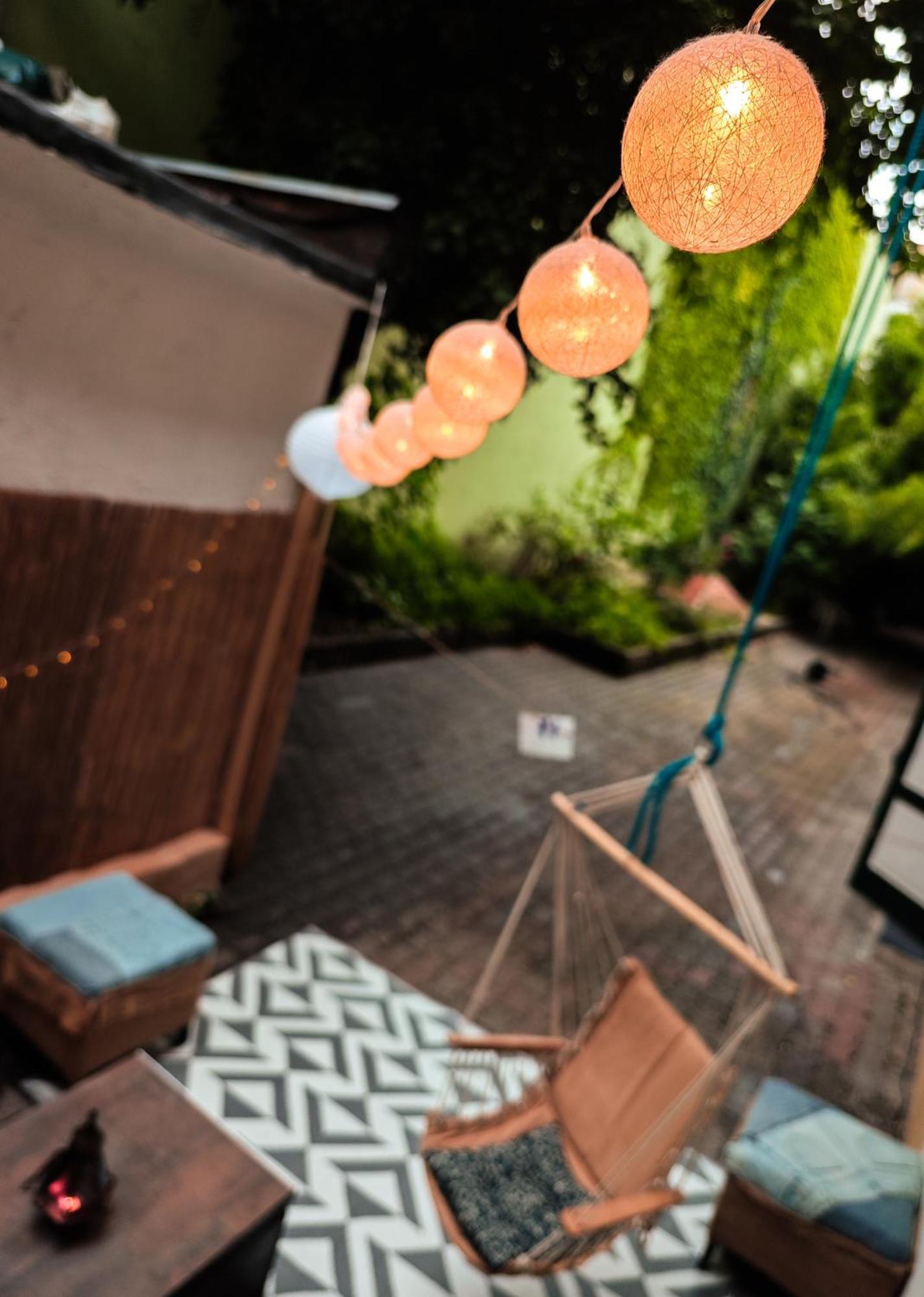 Vintage Room With Garden View Bratislava Exteriér fotografie